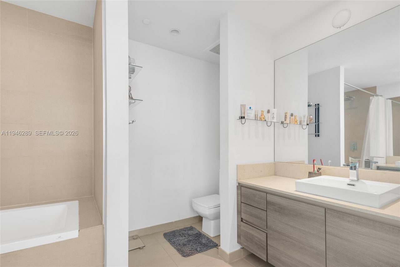 1080 Brickell Ave , Unit 513, Miami, FL 33131 Photo