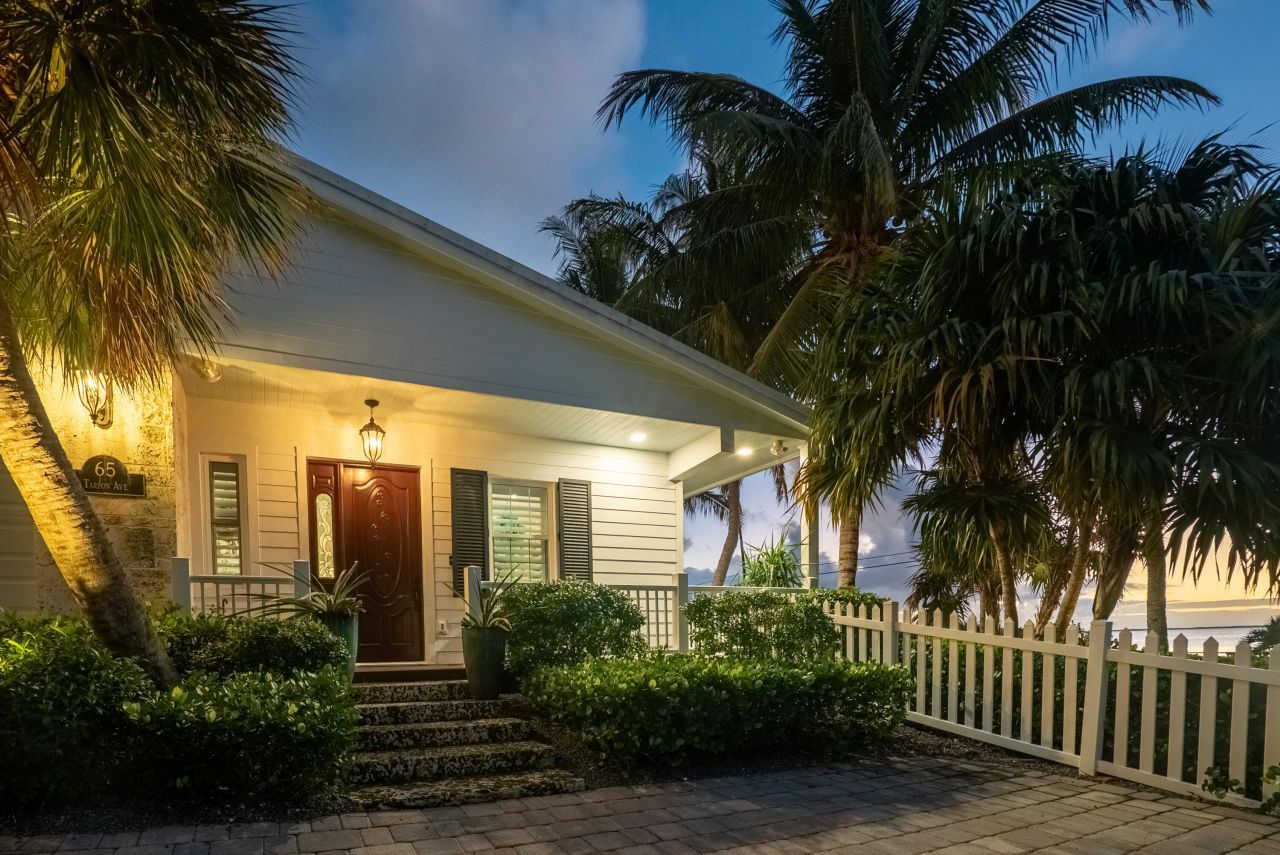 65 Tarpon Avenue, Key Largo, FL 33037 Photo