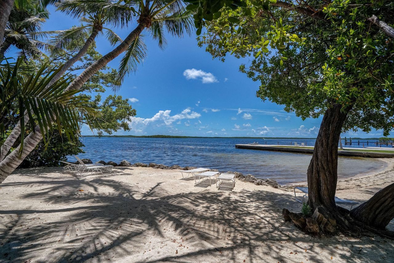 67 Jewfish Avenue, Key Largo, FL 33037 Photo