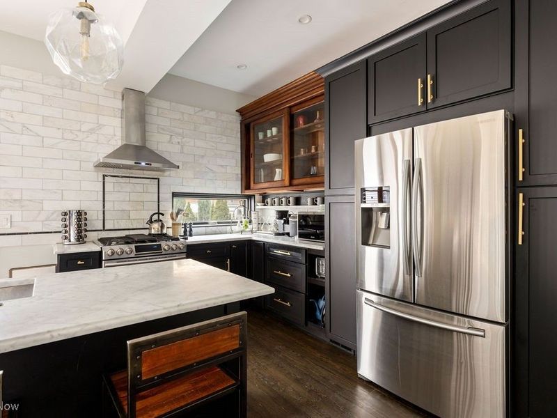 3805 Whitman Avenue, Cleveland, OH 44113 Photo 10