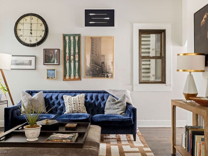 3805 Whitman Avenue, Cleveland, OH 44113 Photo 2