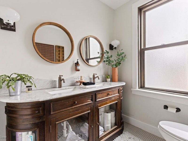 3805 Whitman Avenue, Cleveland, OH 44113 Photo 28