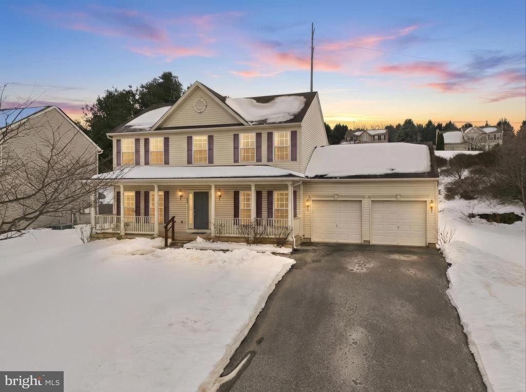 233 Sunset Circle, Red Lion, PA 17356 Main Photo