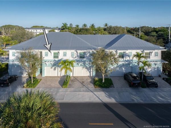 411 SE High School Avenue, Stuart, FL 34994