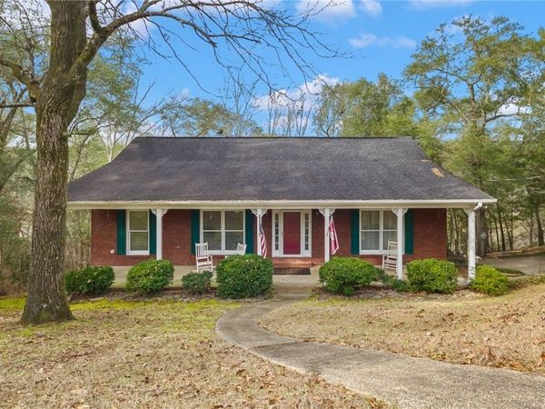 14852 Dema Rest Spur, Northport, AL 35475