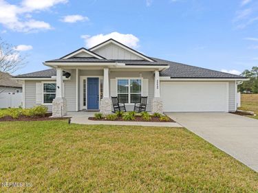 86645 LAZY LAKE Circle, Yulee, FL 32097