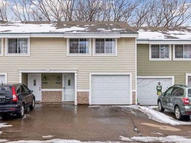 3275 Hill Ridge Drive, Unit 29, Eagan, MN 55121