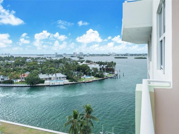 10350 W Bay Harbor Dr, Unit 9N, Bay Harbor Islands, FL 33154