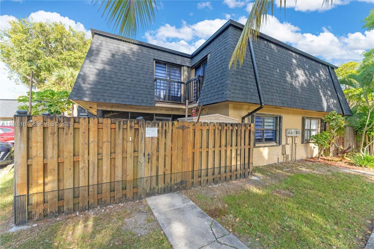 14209 SW 94th Cir Ln, Unit 103-7, Miami, FL 33186 Photo