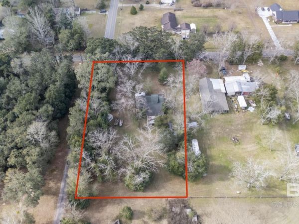 21006 Lawrence Road, Fairhope, AL 36532