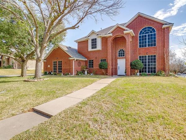 435 Arbor Lawn Drive, Burleson, TX 76028