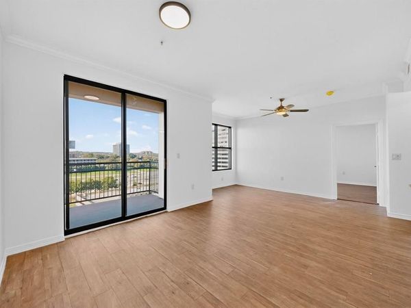 330 Las Colinas Boulevard E, Unit 1112, Irving, TX 75039