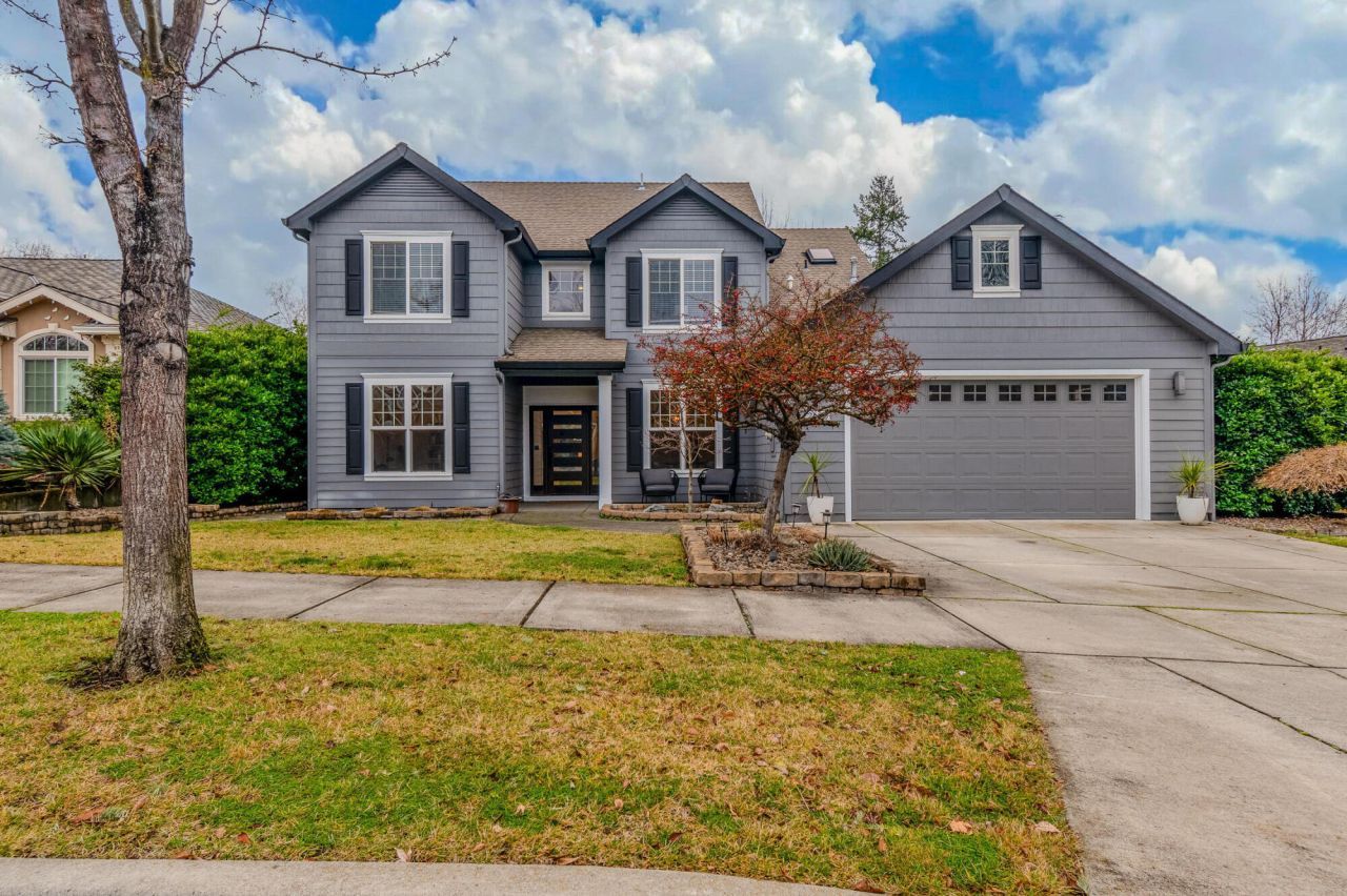 2693 Kerrisdale Ridge Drive, Medford, OR 97504 Main Photo