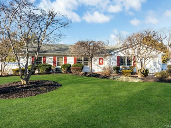 84 Strathmore Village Drive, South Setauket, NY 11720