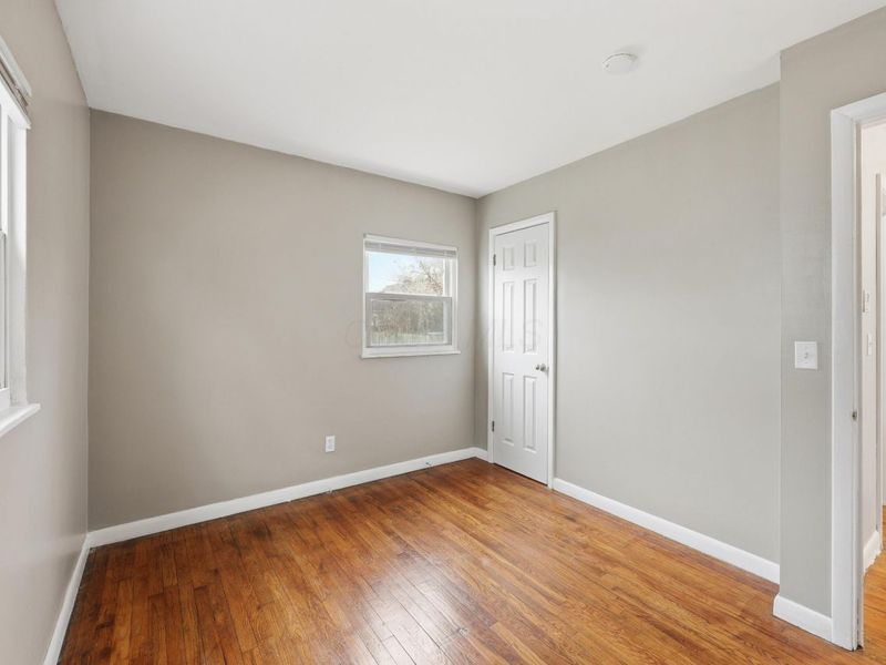 2288 Hiawatha Park Drive, Columbus, OH 43211 Photo 13