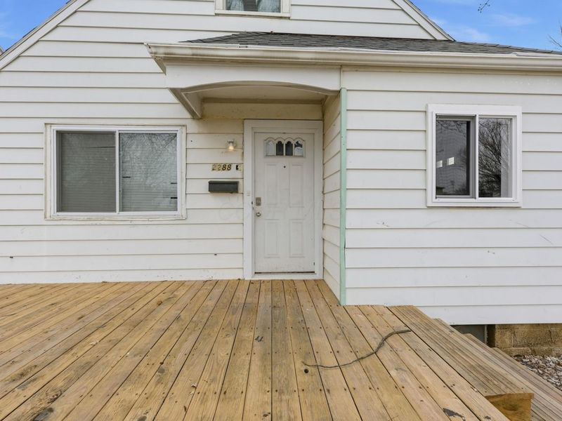 2288 Hiawatha Park Drive, Columbus, OH 43211 Photo 2