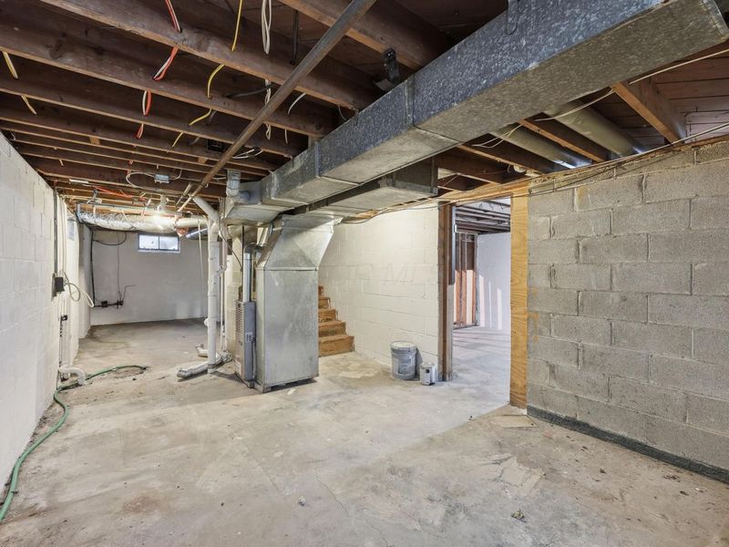 2288 Hiawatha Park Drive, Columbus, OH 43211 Photo 22