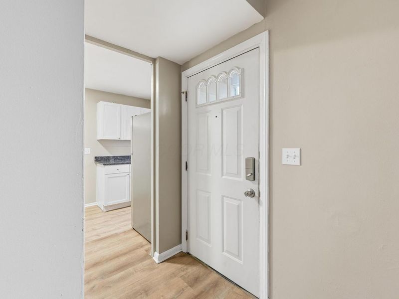 2288 Hiawatha Park Drive, Columbus, OH 43211 Photo 3