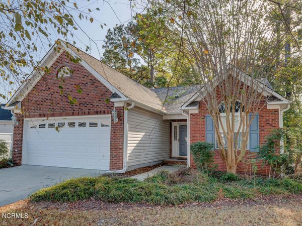 208 Waters Point Court, Wilmington, NC 28412