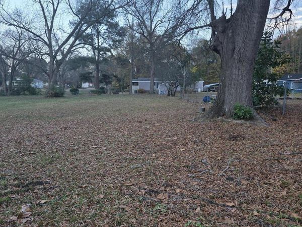 404 S Railroad Street, Elm City, NC 27822