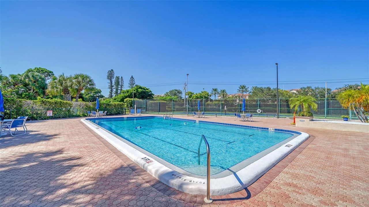4960 Gulf Of Mexico Drive, Unit 204, Longboat Key, FL 34228 Photo