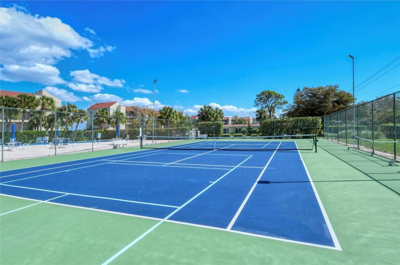 4960 Gulf Of Mexico Drive, Unit 204, Longboat Key, FL 34228 Photo