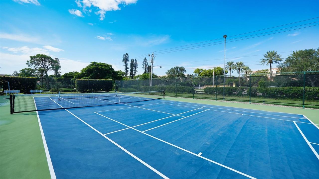 4960 Gulf Of Mexico Drive, Unit 204, Longboat Key, FL 34228 Photo