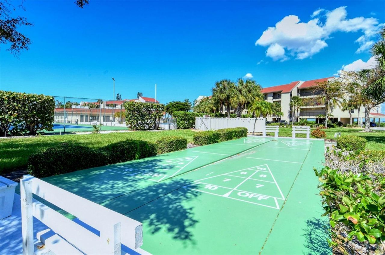 4960 Gulf Of Mexico Drive, Unit 204, Longboat Key, FL 34228 Photo