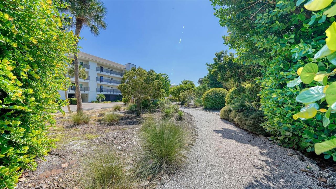4960 Gulf Of Mexico Drive, Unit 204, Longboat Key, FL 34228 Photo