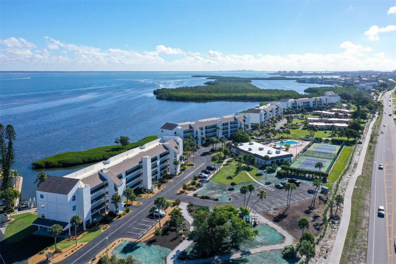 4960 Gulf Of Mexico Drive, Unit 204, Longboat Key, FL 34228 Photo