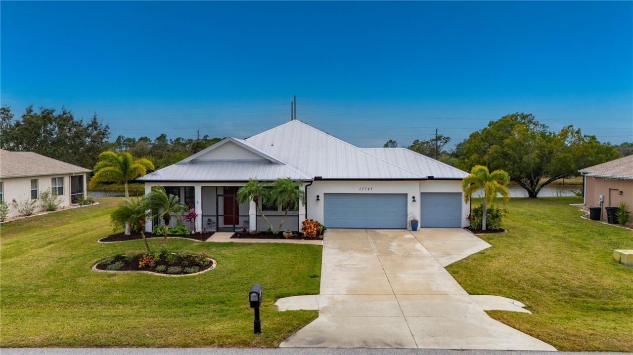 12741 SW Pembroke Circle S, Lake Suzy, FL 34269 Photo