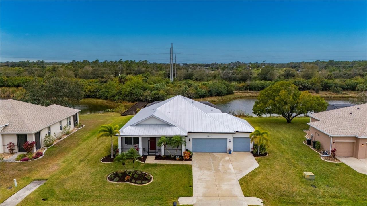 12741 SW Pembroke Circle S, Lake Suzy, FL 34269 Photo