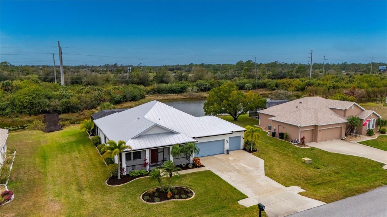 12741 SW Pembroke Circle S, Lake Suzy, FL 34269 Photo