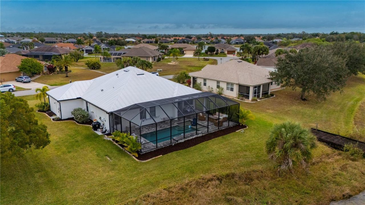 12741 SW Pembroke Circle S, Lake Suzy, FL 34269 Photo