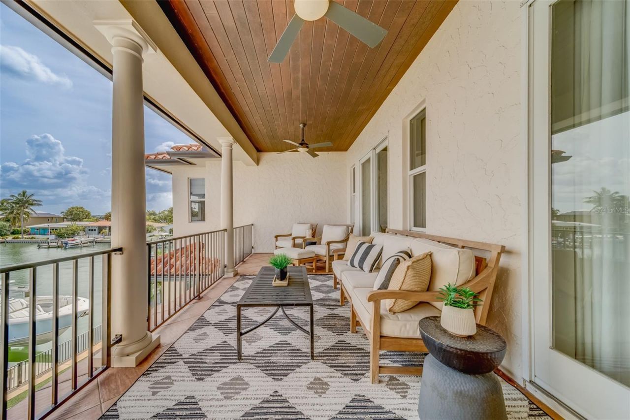 362 41st Avenue, Saint Pete Beach, FL 33706 Photo