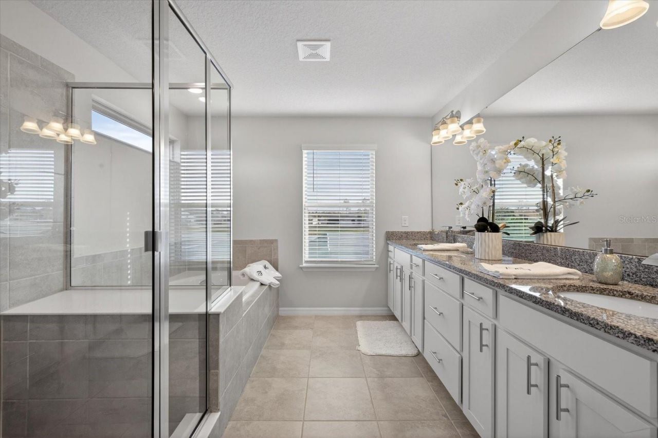 12740 Palapa Loop, Spring Hill, FL 34610 Photo