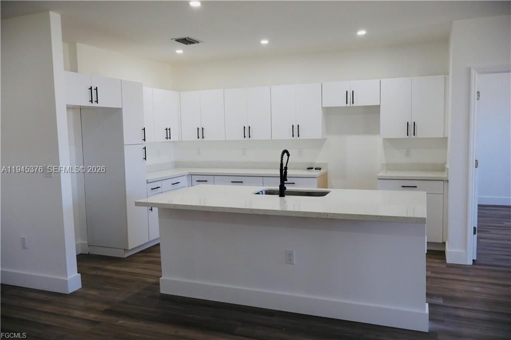 2812 49th St SW , Lehigh Acres, FL 33974 Photo