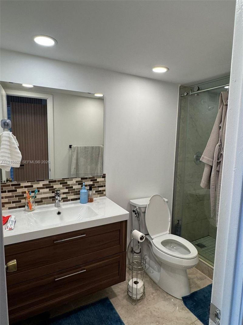 2750 NE 183rd St, Unit 705, Aventura, FL 33160 Photo