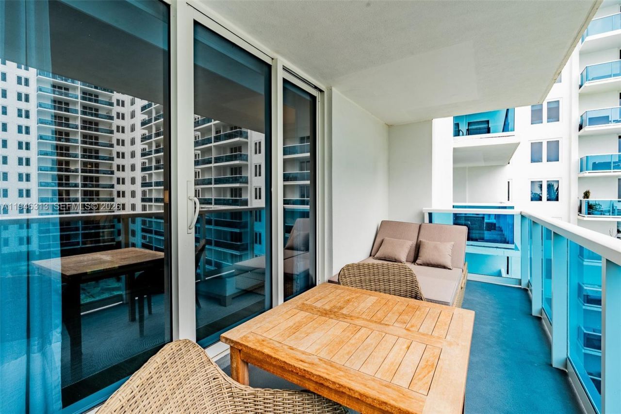 2301 Collins Ave, Unit 719, Miami Beach, FL 33139 Photo