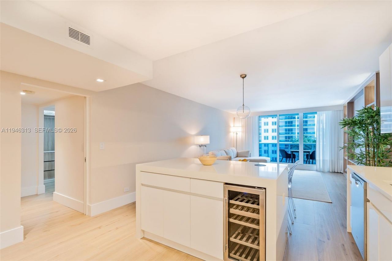 2301 Collins Ave, Unit 719, Miami Beach, FL 33139 Photo