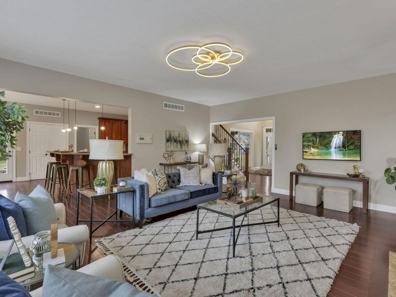 6068 Streamside Drive, Galena, OH 43021 Photo 8