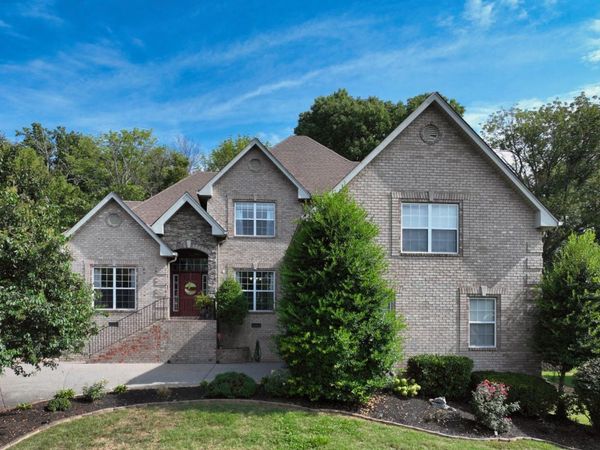 193 Spy Glass Way, Hendersonville, TN 37075