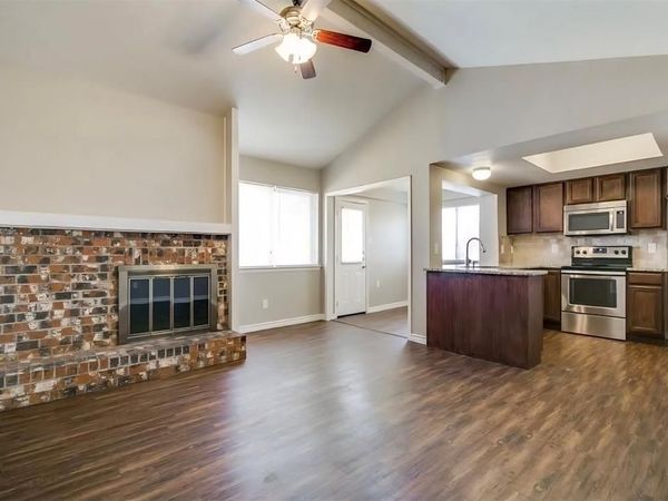 517 Via Sevilla, Mesquite, TX 75150