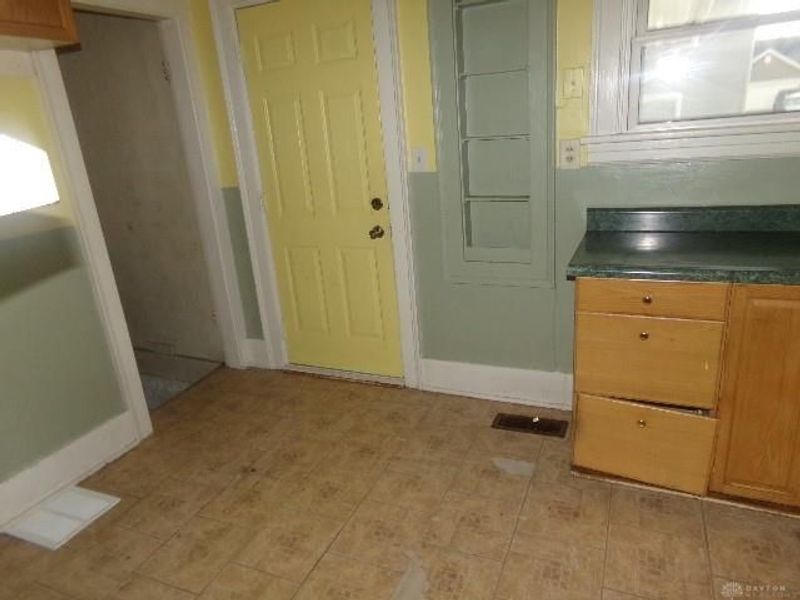 1015 Rodgers Drive, Springfield, OH 45503 Photo 13