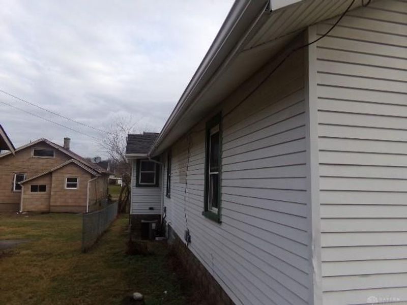 1015 Rodgers Drive, Springfield, OH 45503 Photo 4