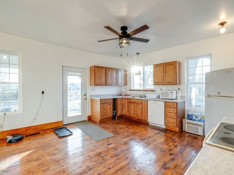 1071 State Route 14, Deerfield, OH 44411 Photo 14