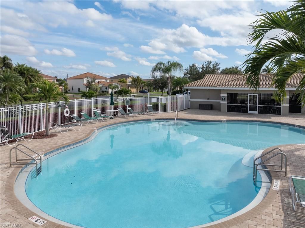 2006 Willow Branch Dr, Cape Coral, FL 33991 Photo