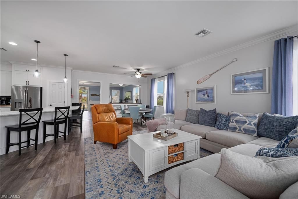 12741 SW Pembroke Cir S, Lake Suzy, FL 34269 Photo