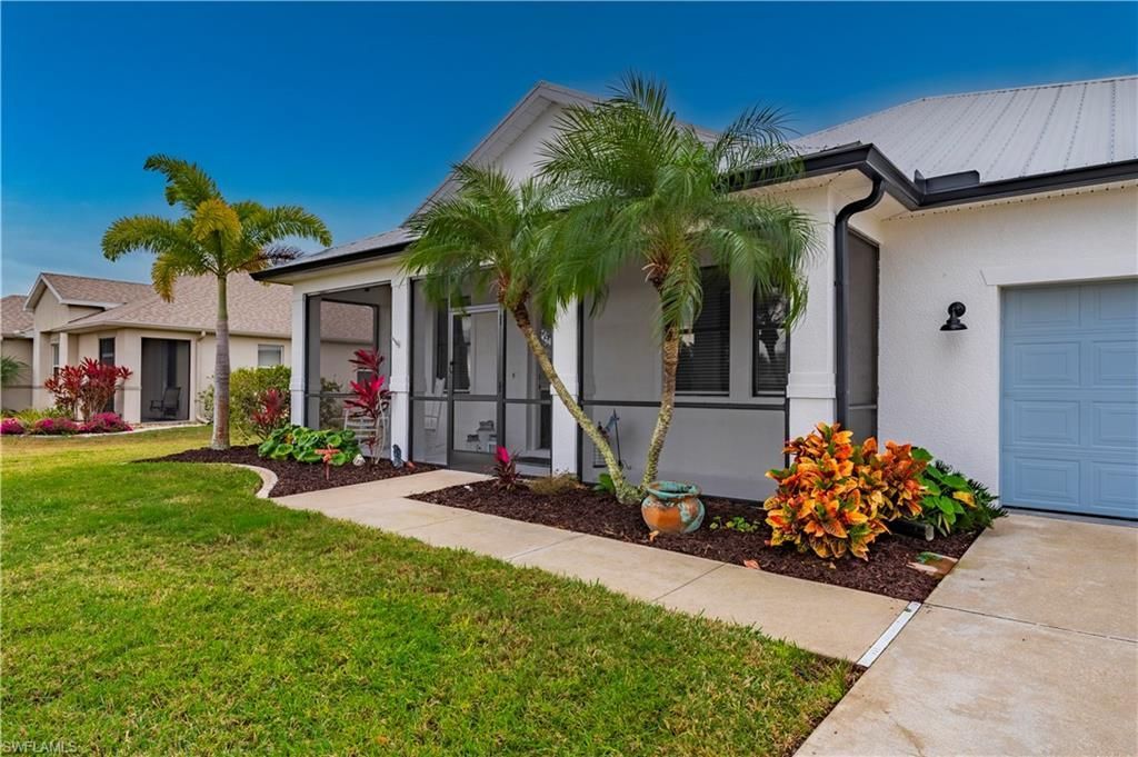 12741 SW Pembroke Cir S, Lake Suzy, FL 34269 Photo