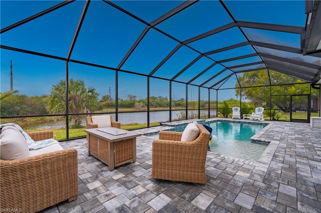 12741 SW Pembroke Cir S, Lake Suzy, FL 34269 Photo